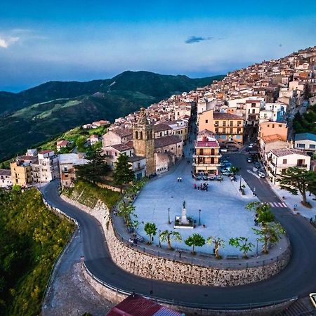 Antico Borgo Buonanotte Hotel San Mauro Castelverde Ngoại thất bức ảnh